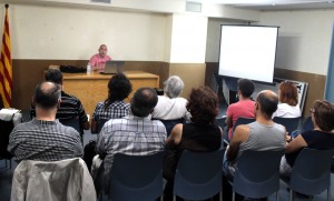 En el taller per conèixer que són els Observatoris Ciutadans Municipals (OCM) es va presentar d'exemple el cas de Castelldefels  // Maria Roda