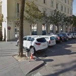 L'aparcament de la plaça de l'Ajuntament abans de ser convertit en zona blava // Street View Google Maps