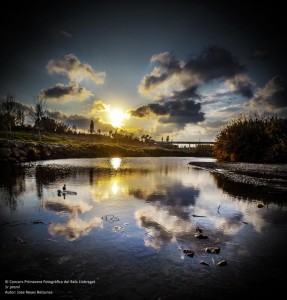 "Puesta de sol" és la fotografia guanyadora del concurs Primavera fotogràfica del Baix Llobregat // Jose Reyes Belzunce