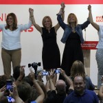 Susana Díaz, Carme Chacón, Lluïsa Moret y Eva Granados se han dado un baño de masas en Can Massallera // David Guerrero