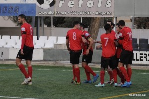 Els jugadors del Santboià celebrant el gol // FC Santboià