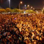 Milers de persones a Baldiri Aleu esperant el concert de Fangoria - Marc Pidelaserra