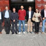 Foto de família dels representants de les ciutats argentines amb els de Sant Boi // Ajuntament
