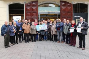 Presentació del carnet de la gent gran // Ajuntament de Sant Boi