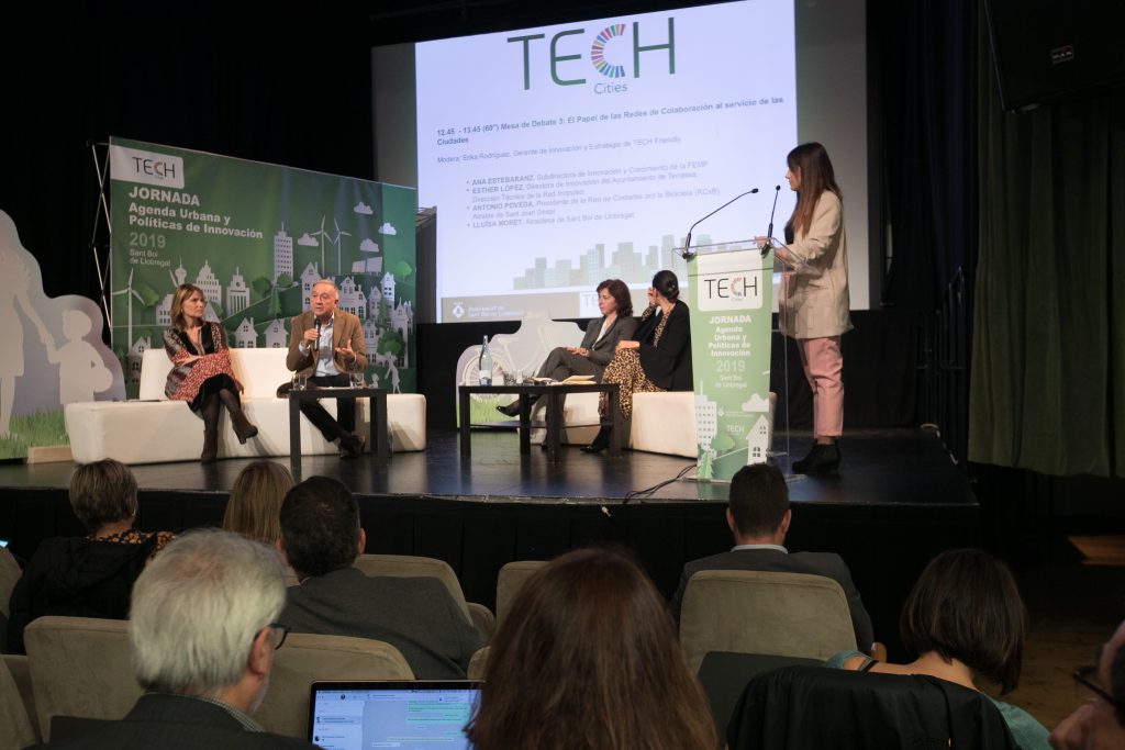 Una de les taules rodones de la jornada Tech Cities // Ajuntament de Sant Boi